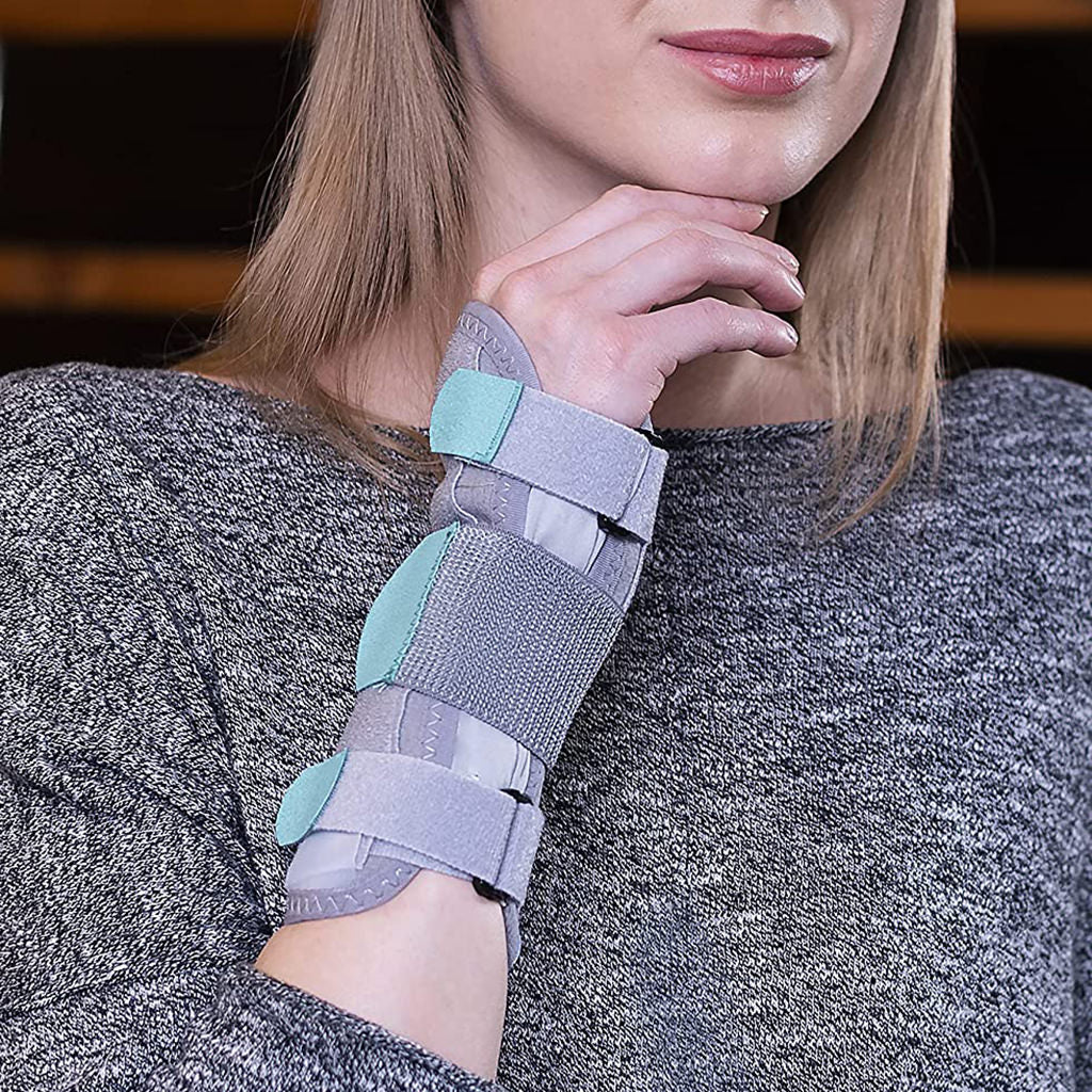 e43-blue-wrist-splint-ambidextrous-12