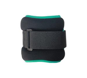wrist-ankle-weight-cuff-2