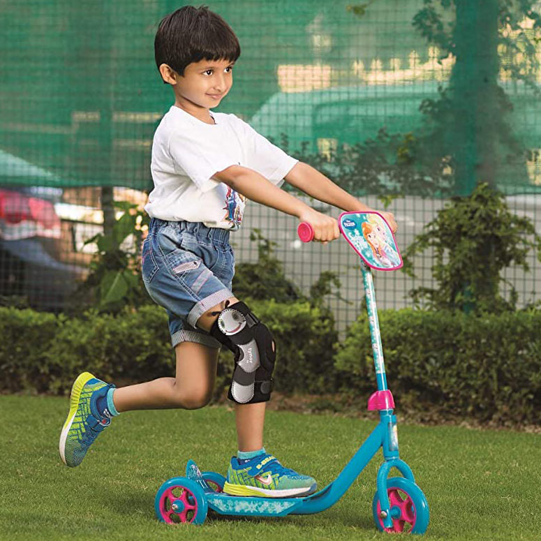 hinged-knee-brace-neoprene-child-8