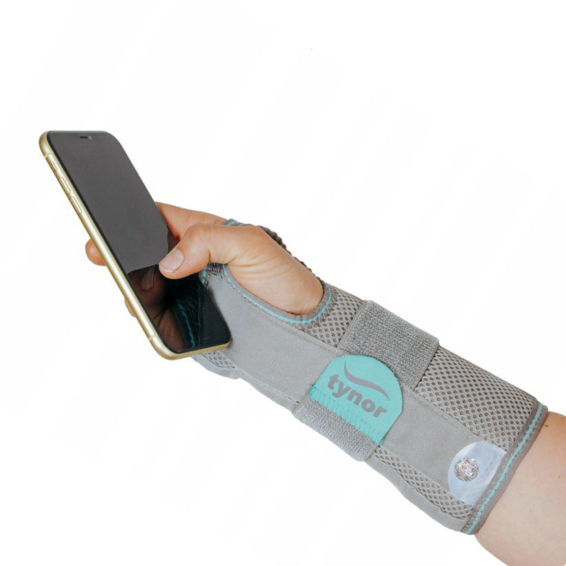 e43-blue-wrist-splint-ambidextrous-5